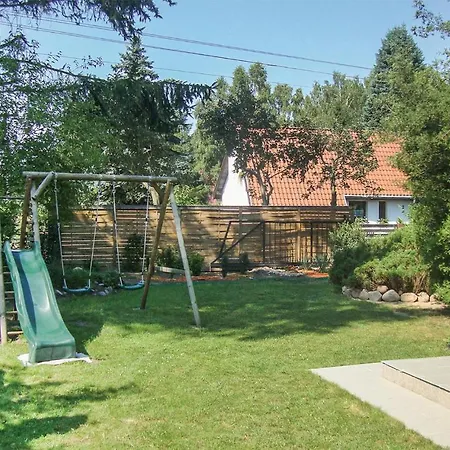 Murowana Goslina Wojnowko Holiday home Brzezno (Wagrowiec)