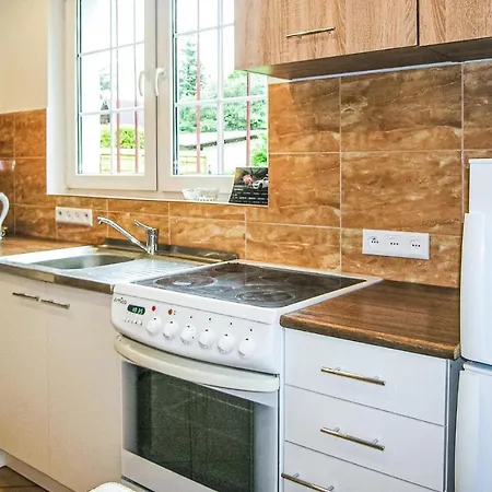 Murowana Goslina Wojnowko Brzeźno