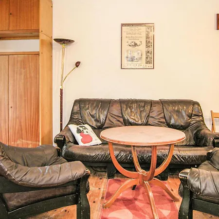 Holiday home Cozy In Murowana Goslina With Kitchen
