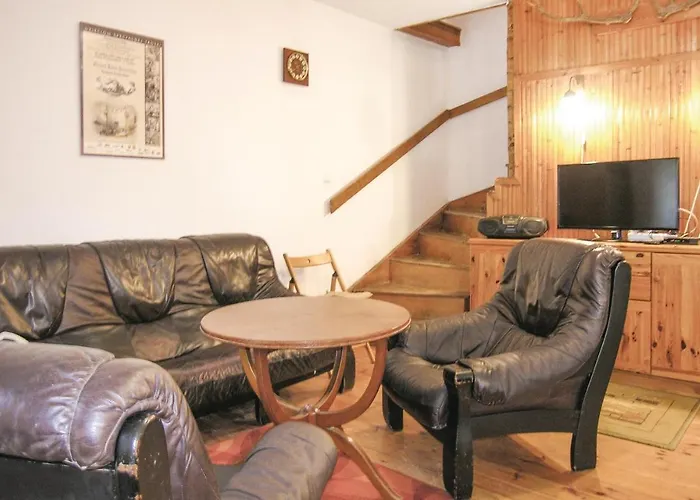 Murowana Goslina Wojnowko *