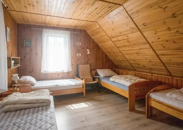 Murowana Goslina Wojnowko بيت للعطل *