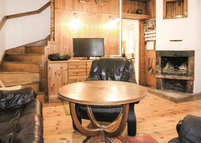 بيت للعطل Murowana Goslina Wojnowko *