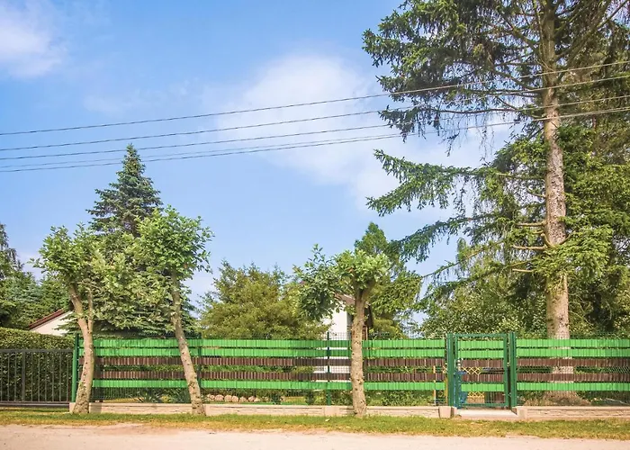 Murowana Goslina Wojnowko بيت للعطل *