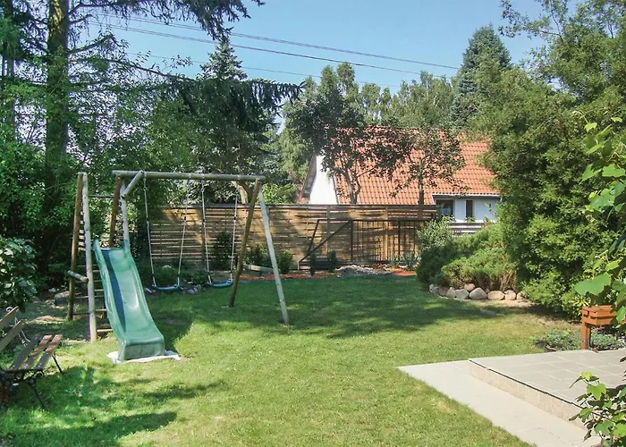 Murowana Goslina Wojnowko بيت للعطل Brzeźno