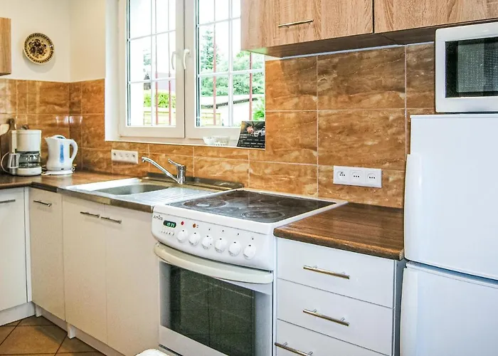 Murowana Goslina Wojnowko Brzeźno