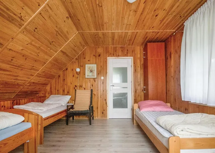 Murowana Goslina Wojnowko *